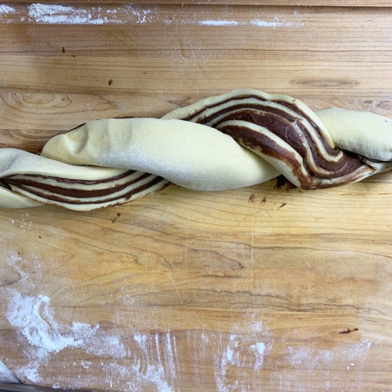 babka bread twisted