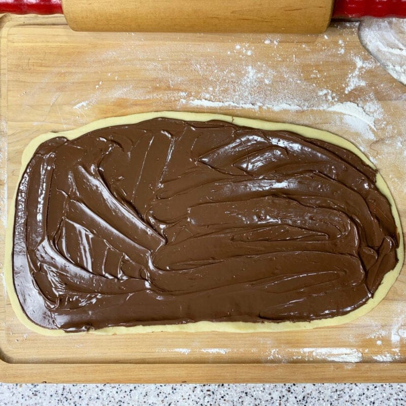 babka bread rolled out